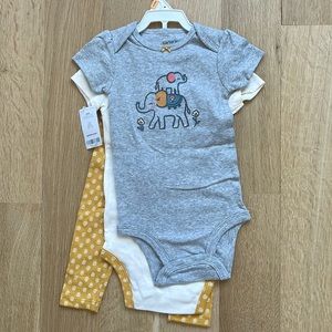 CARTERS - 3 piece set